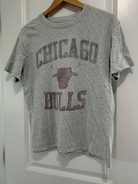 XS. Abercrombie & Fitch NBA - Chicago Bulls T Shirt